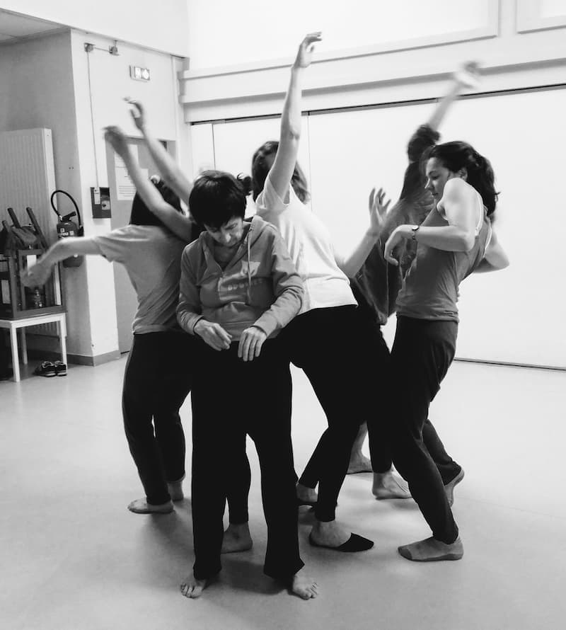 Improvisation contact — duo en mouvement